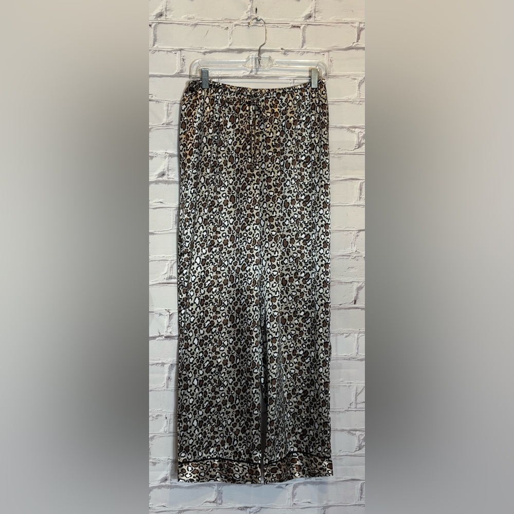 Gilligan & O'Malley Leopard Print Waist Tie Silky Satin Pajama Pants Medium